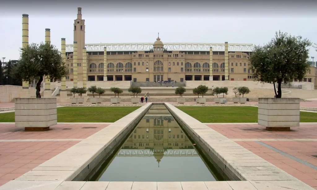 sports tour in barcelona