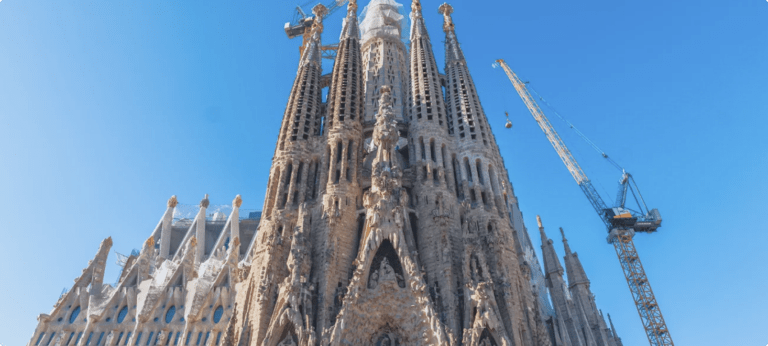 basilica-i-temple-expiatori-de-la-sagrada-familia-aka-sagrada-familia-barcelona-catal 1